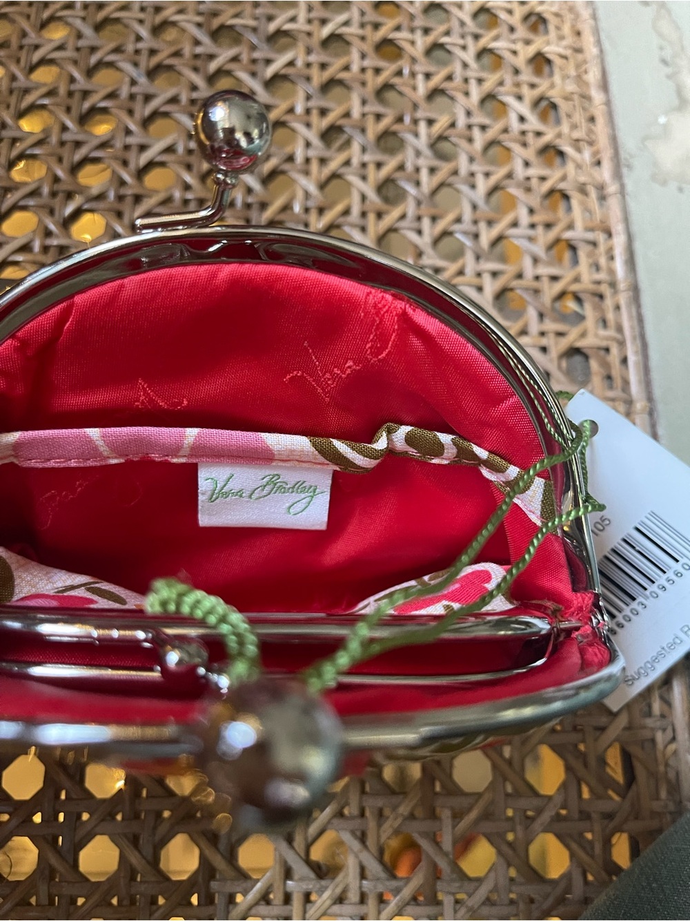 Vera Bradley Vintage “Folkloric” Pink Floral Quilted Kiss-Lock Coin Purse NWT - Picture 4 of 7